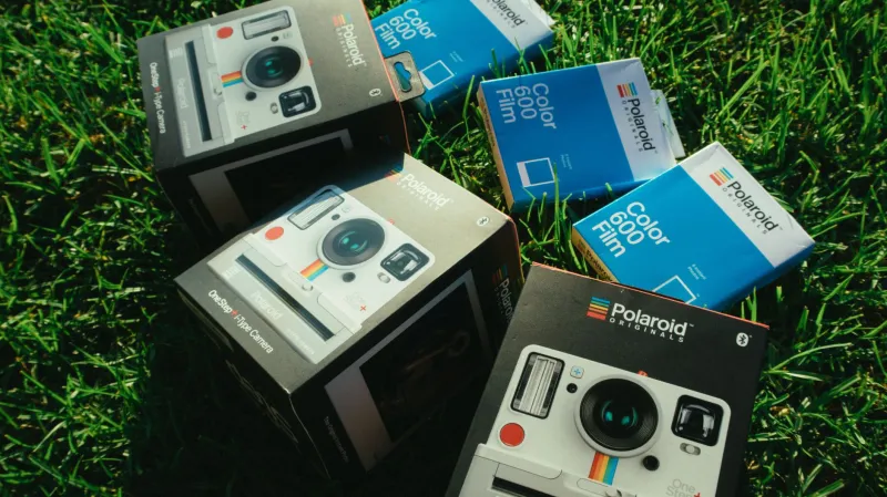 Shake It and See: How the Polaroid Camera Made Imperfection the Most Beautiful Thing in the Room